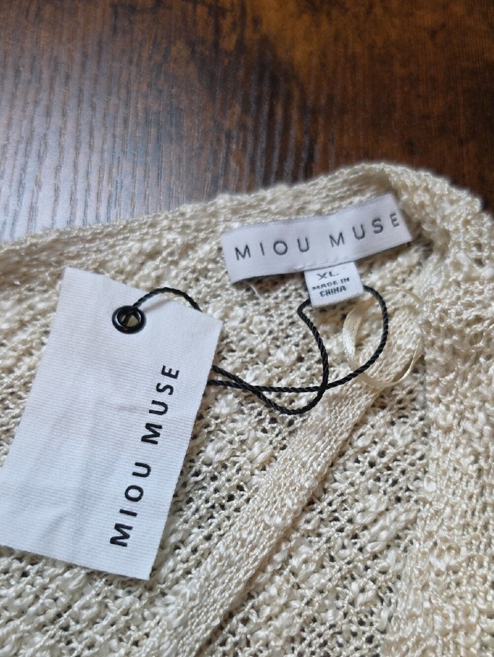 MIOU MUSE | NWT Open Back Wrap V-Neck Textured Knit Sweater Boho Beige | XL - Picture 5 of 10